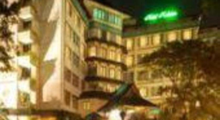 Kedaton Hotel Бандунг Екстериор снимка