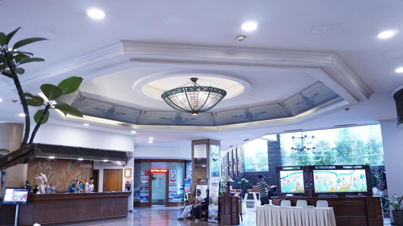 Kedaton Hotel Бандунг Екстериор снимка